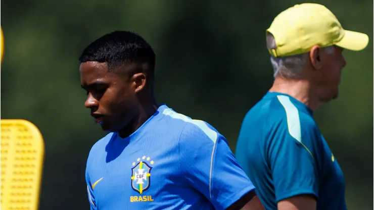 Endrick durante treino em Nova Jersey, nos Estados Unidos.
