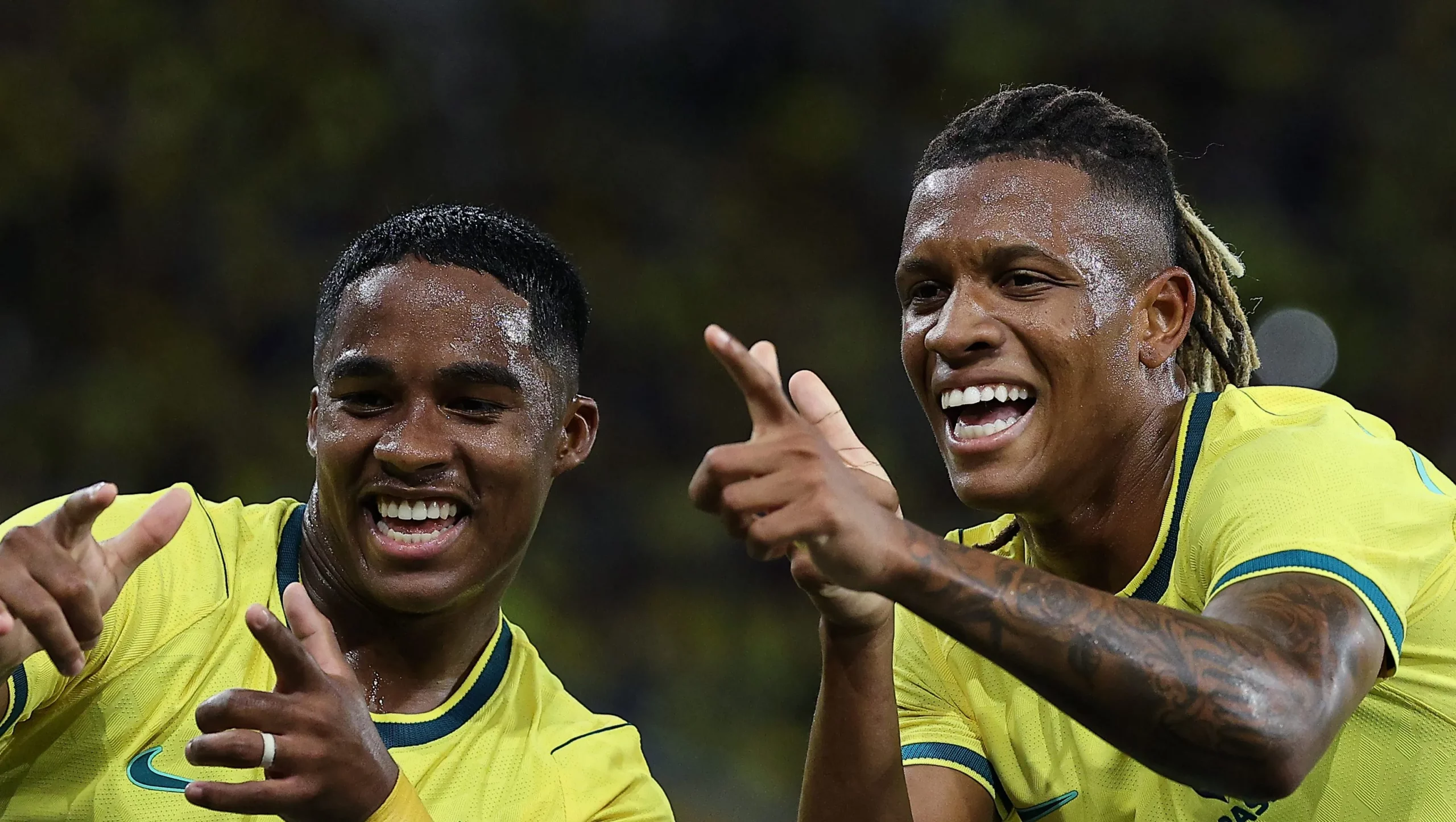 Danilo ao lado de Endrick. (Foto de Wagner Meier/Getty Images)