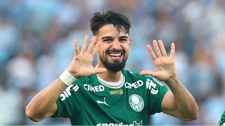 Flaco já está garantido no mata-mata. Quem mais do Verdão segurá no Mundial? (Photo by Mariana Bazo/Getty Images)