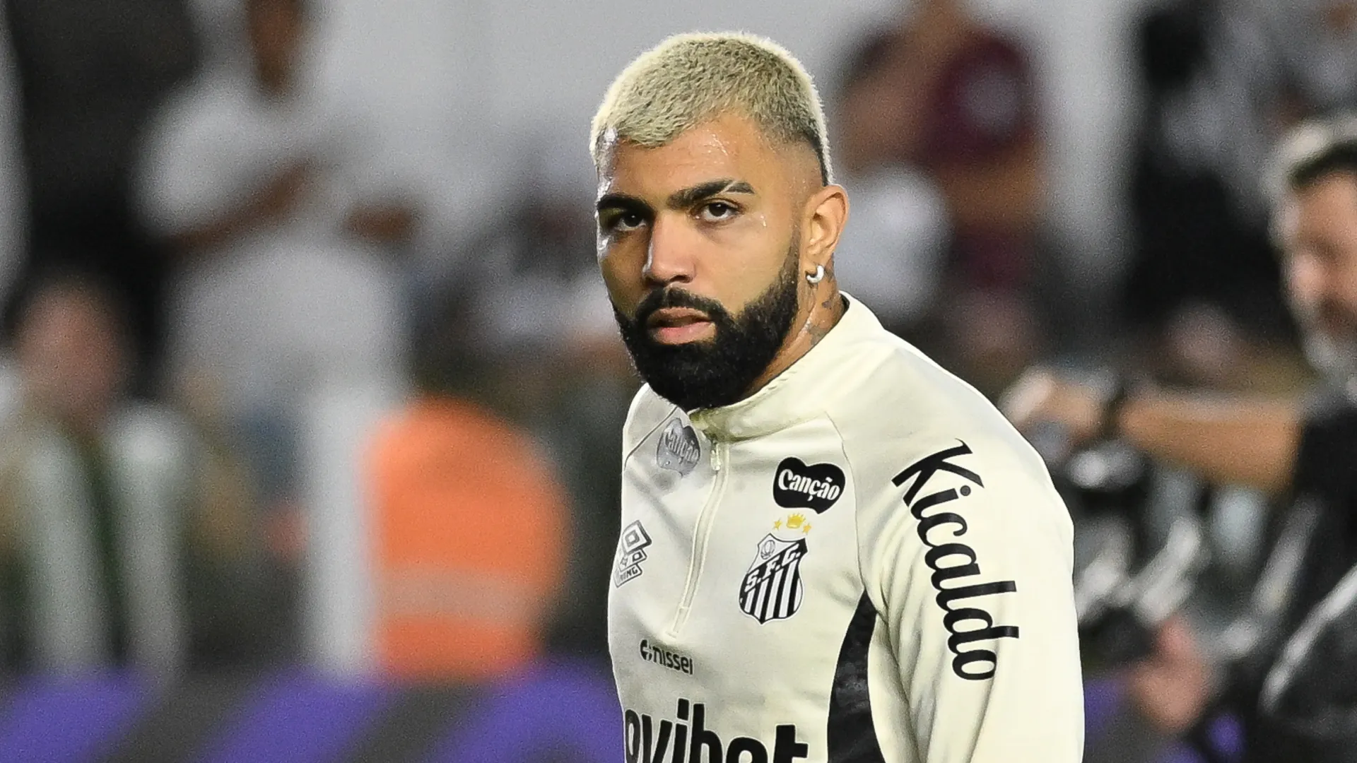 Gabigol é um dos destaques do Santos no Brasileirão – Foto: Jota Erre/AGIF