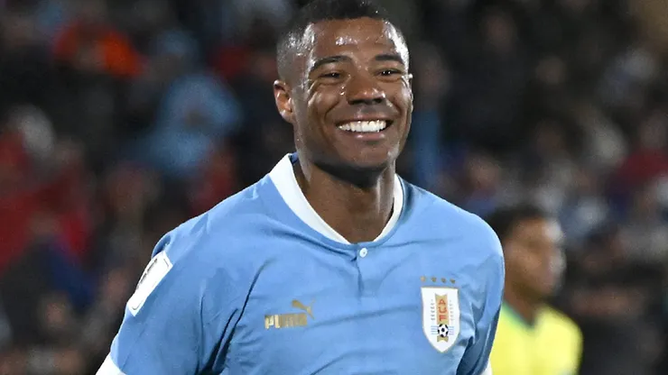 De La Cruz é elogiado por jornal uruguaio após empate na Copa