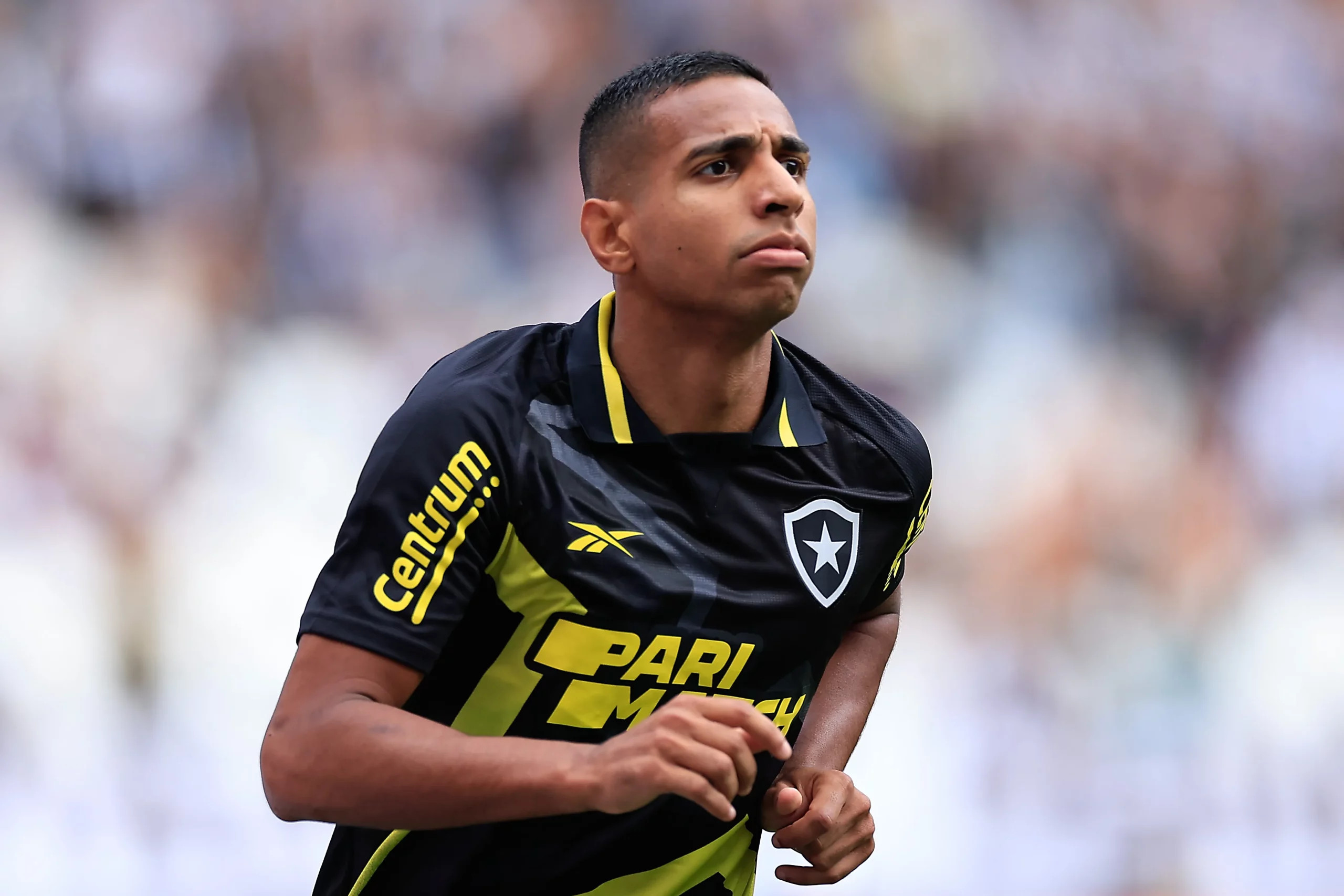RIO DE JANEIRO, BRAZIL – FEBRUARY 18: Victor Sa of Botafogo looks on during a Campeonato Carioca 2024 match between Botafogo and Vasco Da Gama at Nilton Santos Stadium on February 18, 2024 in Rio de Janeiro, Brazil. (Photo by Buda Mendes/Getty Images)