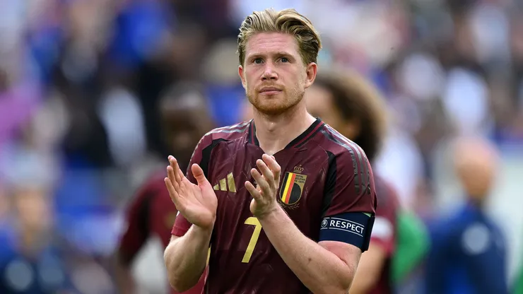 Kevin De Bruyne em campo pela Seleção da Bélgica. (Photo by Clive Mason/Getty Images)