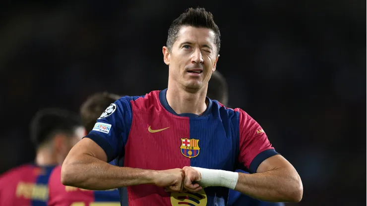 Robert Lewandowski durante ártid apelo Barcelona