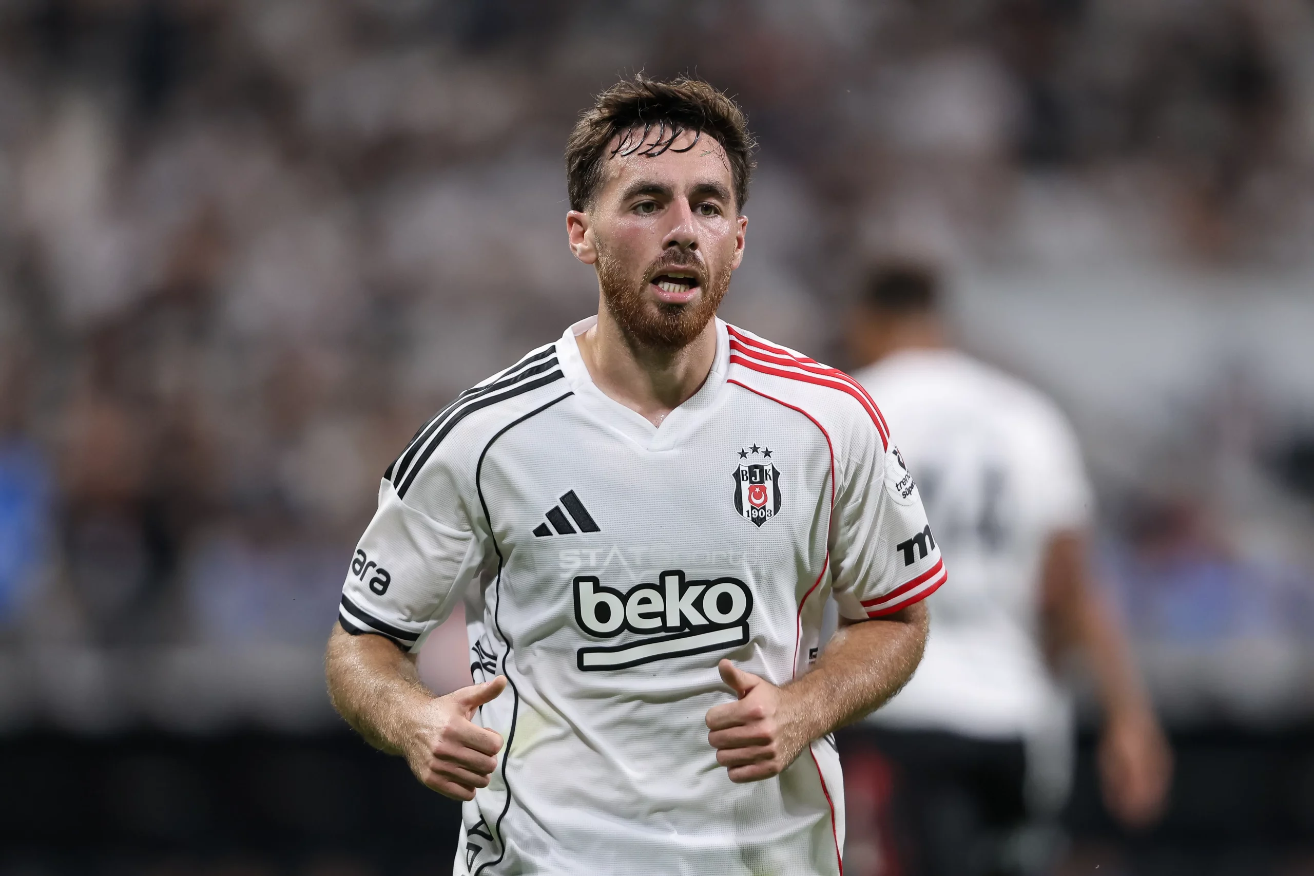 Orkun Kokcu é um dos destaques do Besiktas. Foto: Ahmad Mora/Getty Images.