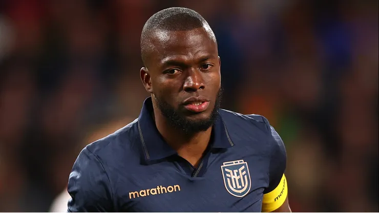 Enner Valencia durante partida amistosa contra a Holanda, em março