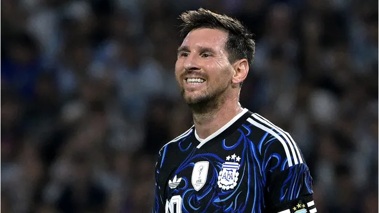 Messi em campo pela Argentina . (Photo by Marcelo Endelli/Getty Images)