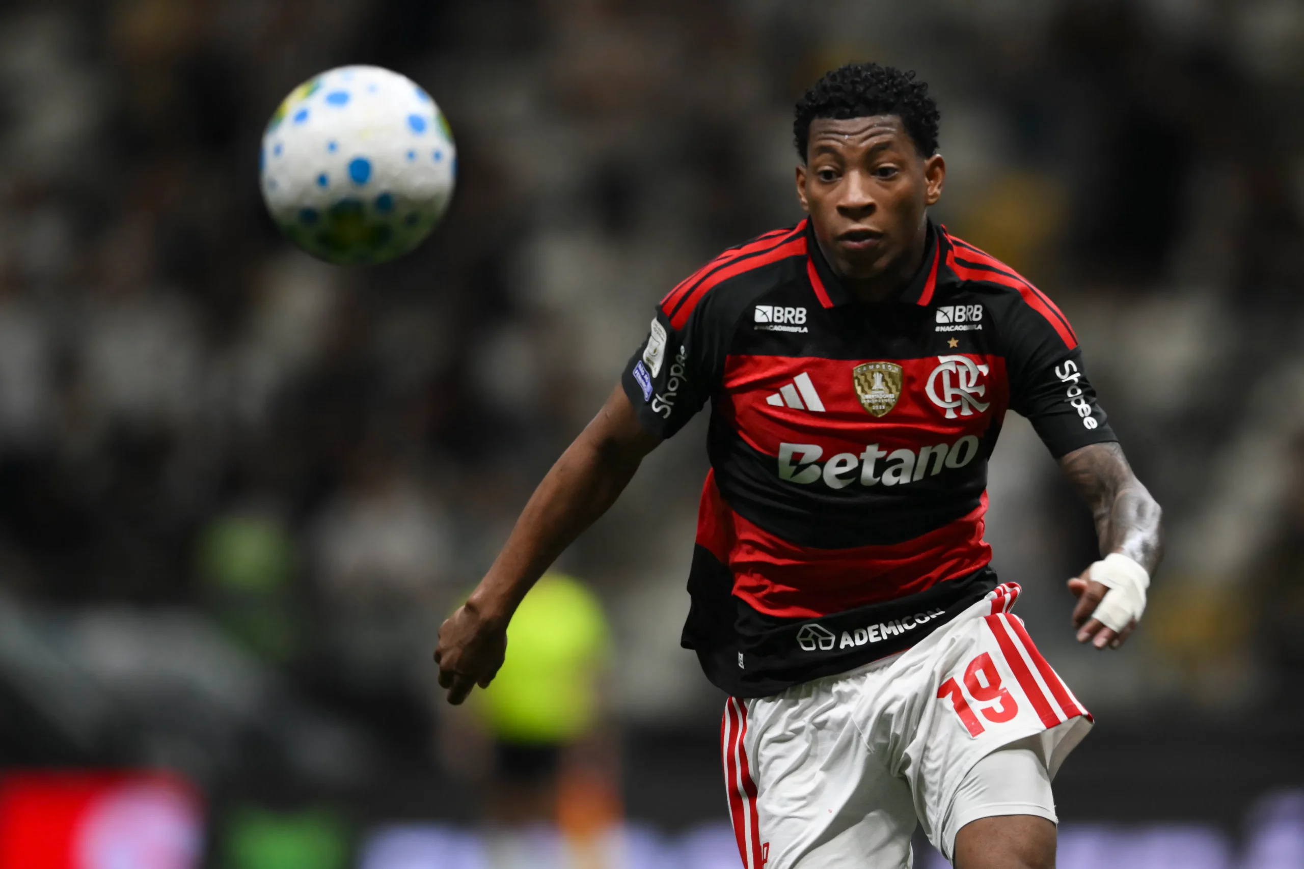 BELO HORIZONTE, BRAZIL – APRIL 26: Gonzalo Plata of Flamengo controls the ball during a match between Atletico Mineiro and Flamengo as part of Brasileirao 2026 at Arena MRV on April 26, 2026 in Belo Horizonte, Brazil. (Photo by Pedro Vilela/Getty Images)