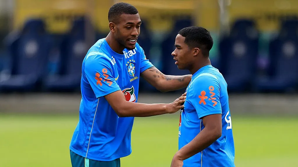 Rayan e Endrick durante treino da Seleção Brasileira –  (Photo by Buda Mendes/Getty Images)
