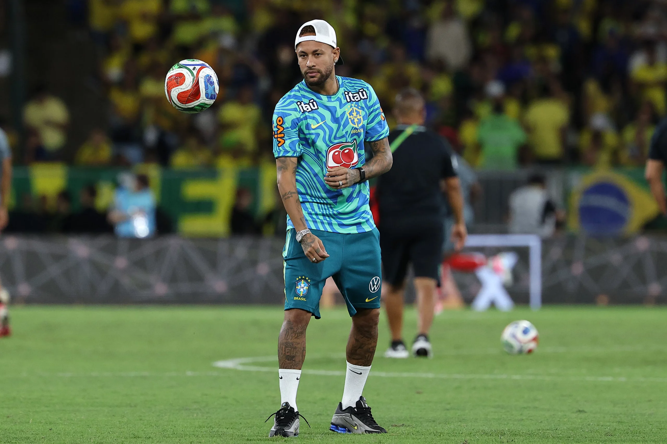 RIO DE JANEIRO, BRAZIL – MAY 31: Neymar Jr. plays with the ball prior to the international friendly match between Brazil and Panama at Maracana Stadium on May 31, 2026 in Rio de Janeiro, Brazil. (Photo by Wagner Meier/Getty Images)