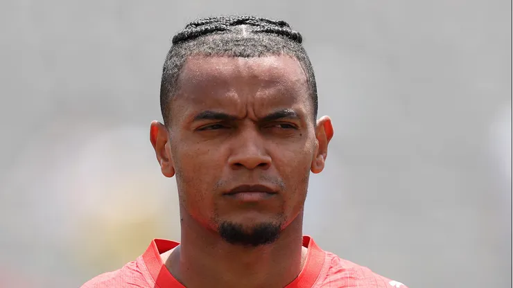 Akanji é o principal zagueiro da Suíça