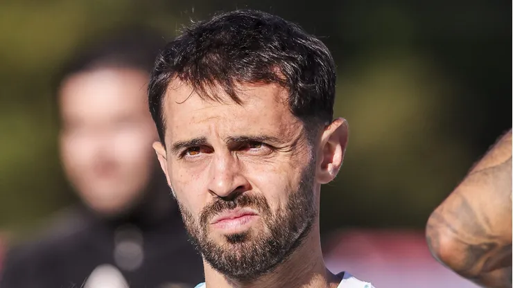 LISBON, PORTUGAL - JUNE 6: Bernardo Silva of Portugal during the international friendly match between Portugal and Chile at Estadio Nacional do Jamor on June 6, 2026 in Lisbon, Portugal. (Photo by Carlos Rodrigues/Getty Images)