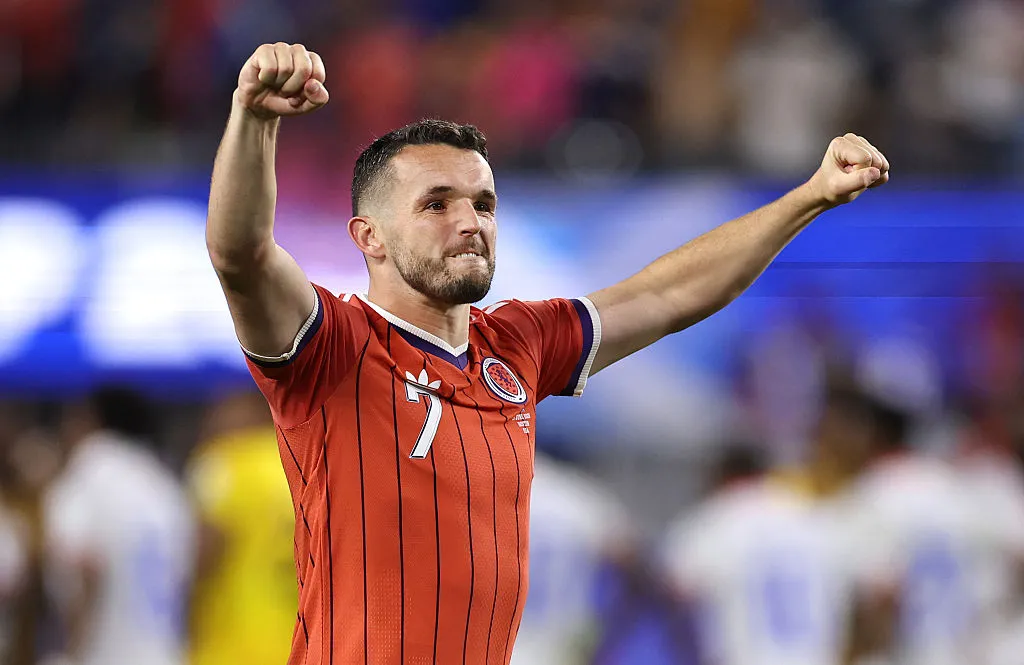 John McGinn comemora com os torcedores após a vitória da equipe por 1 a 0 na partida do Grupo C da Copa do Mundo entre Haiti e Escócia. (Photo by Buda Mendes/Getty Images)