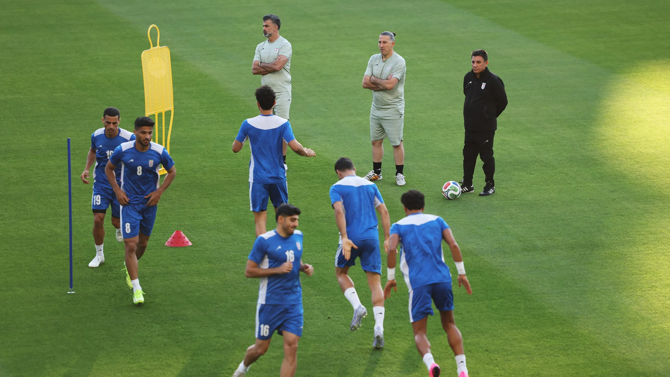 Jogadores do Irã treinam forte em busca da classificação - (Photo by Harry How/Getty Images).