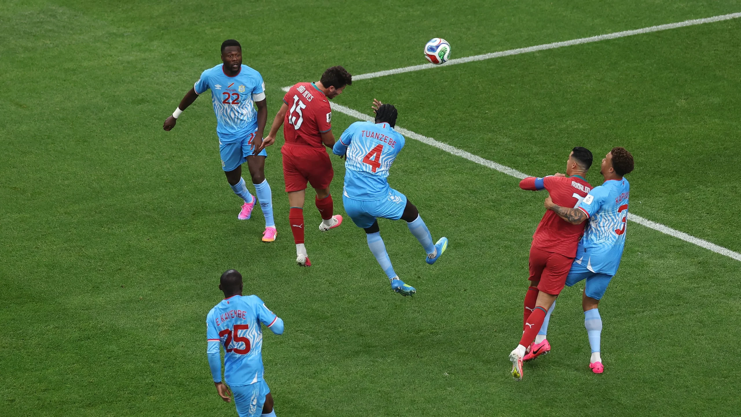 João Neves marcou o gol de Portugal na estreia - (Photo by Lars Baron/Getty Images).