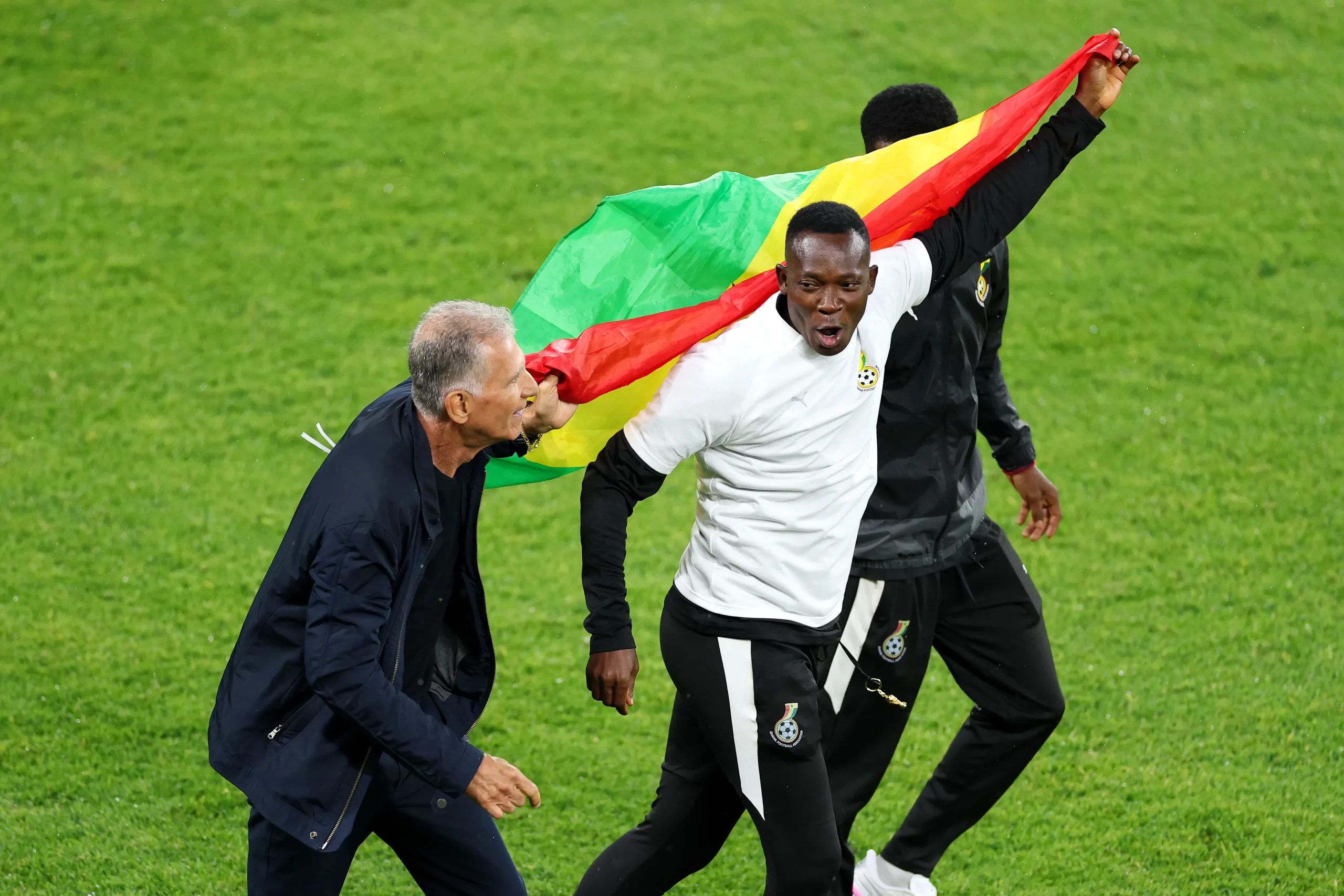 Carlos Queiroz comemora vitória de sua equipe em Gana x Panamá. (Photo by Dan Mullan/Getty Images)