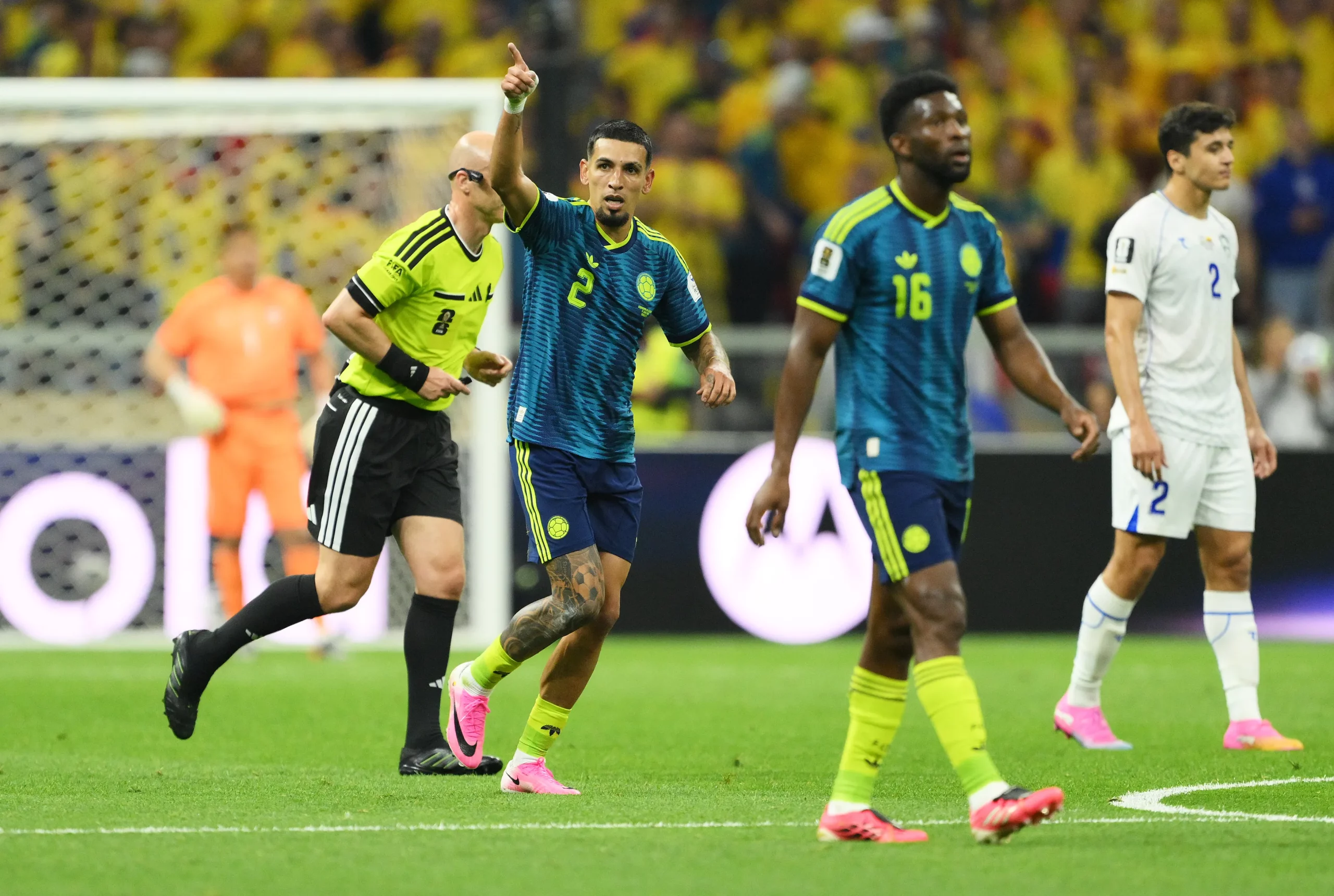 Colômbia marca com Muñoz contra o Uzbequistão. Foto: David Ramos/Getty Images.