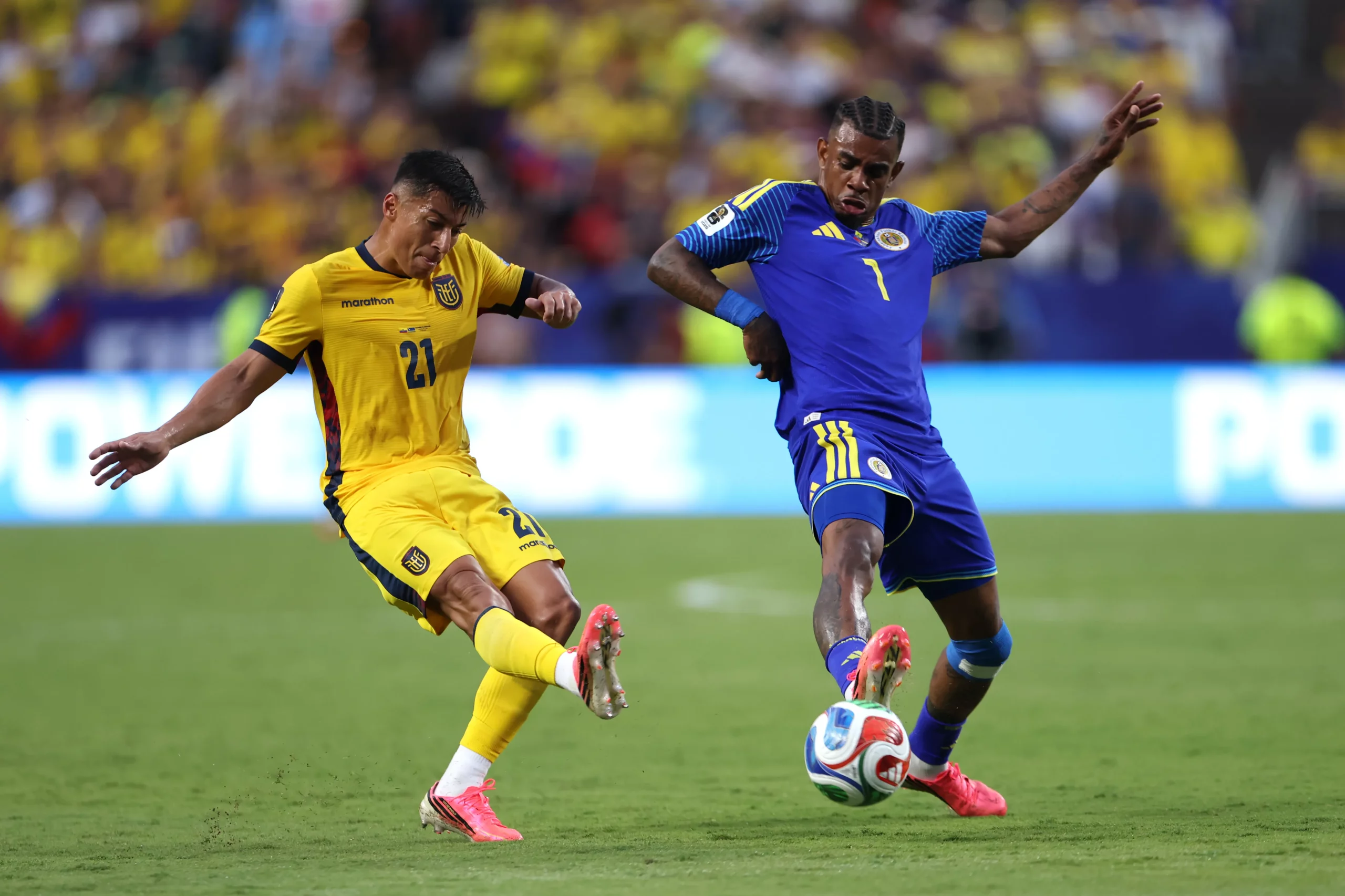 Alan Franco em Equador x Curaçao. (Photo by Francois Nel/Getty Images)