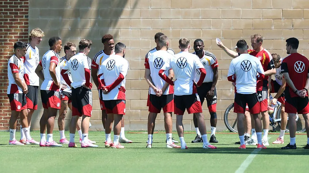 Julian Nagelsmann prepara o elenco alemão para a sequência da Copa. (Photo by Alexander Hassenstein/Getty Images)