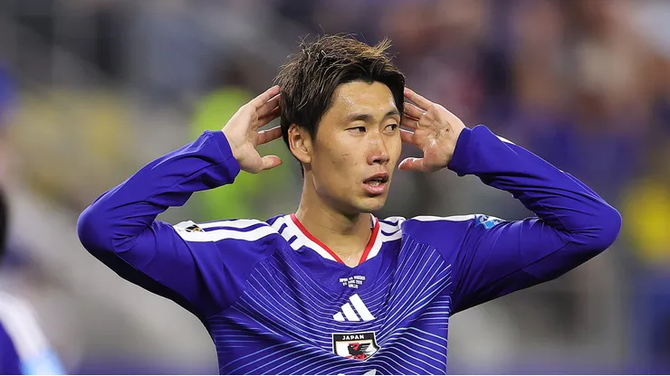 Kamada durante empate por 1 a 1 com a Suécia