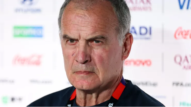 Bielsa durante coletiva realizada ontem (25)