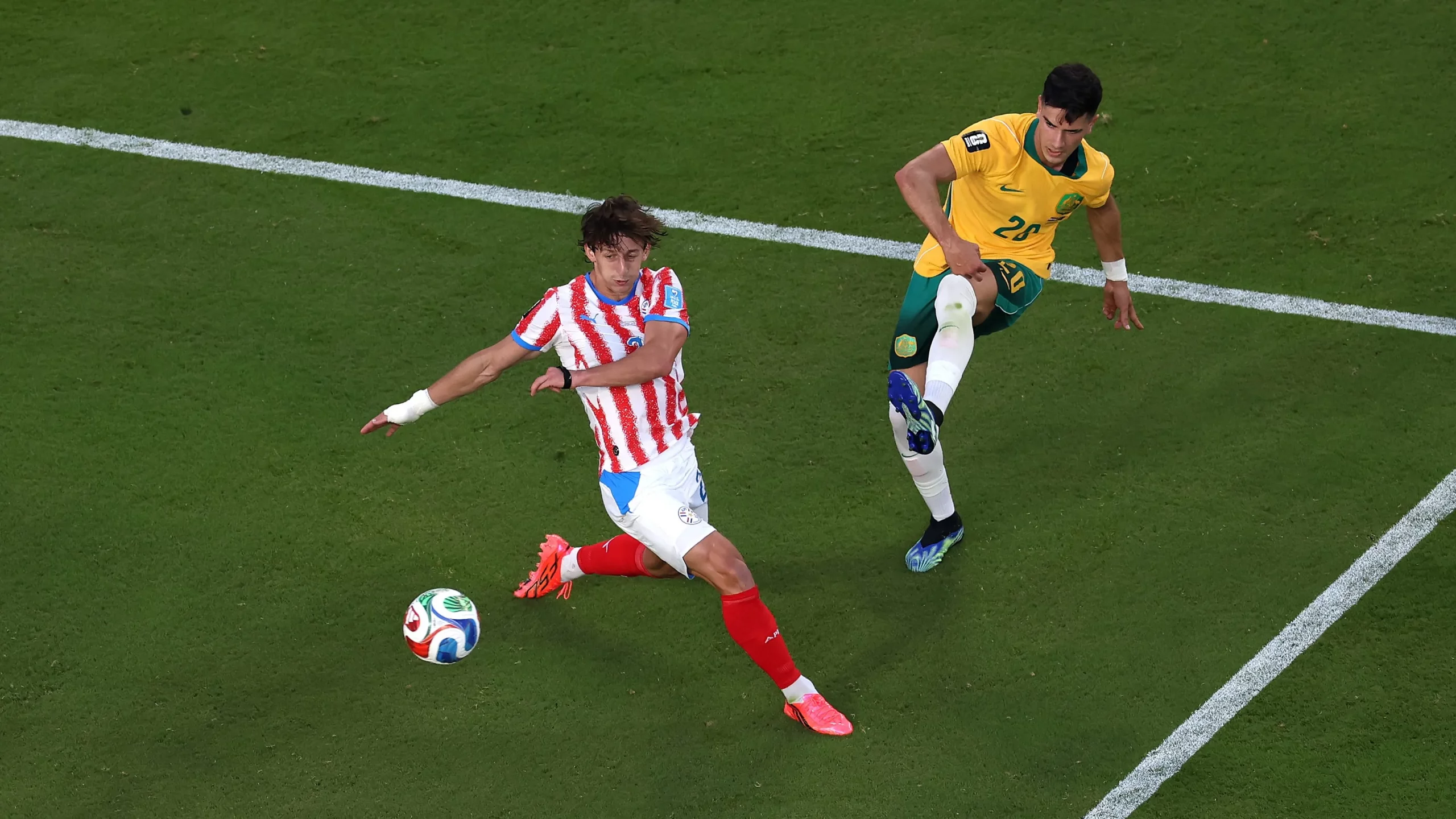 Matías Galarza esteve em campo em Paraguai x Austrália - (Photo by Richard Heathcote/Getty Images).