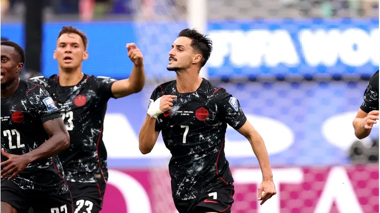 Stephen Eustaquio atuando pelo Canadá (Foto: Fran Santiago/Getty Images)