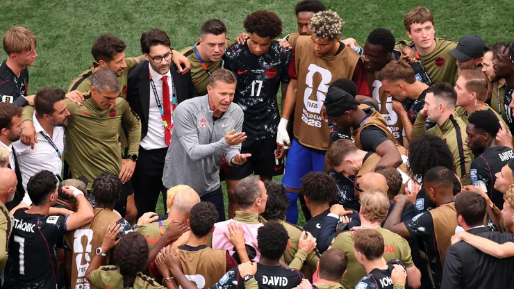 Técnico do Canadá manda recado forte sobre críticas após classificação. Foto: Alex Grimm/Getty Images)