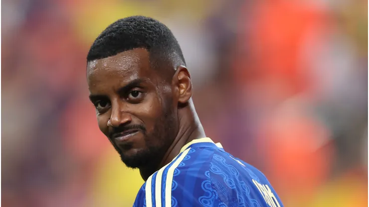 Isak foi o principal atleta da Suécia no jogo. Photo by Molly Darlington/Getty Images