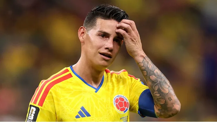 James iniciou no banco de reservas. Photo by Carl Recine/Getty Images
