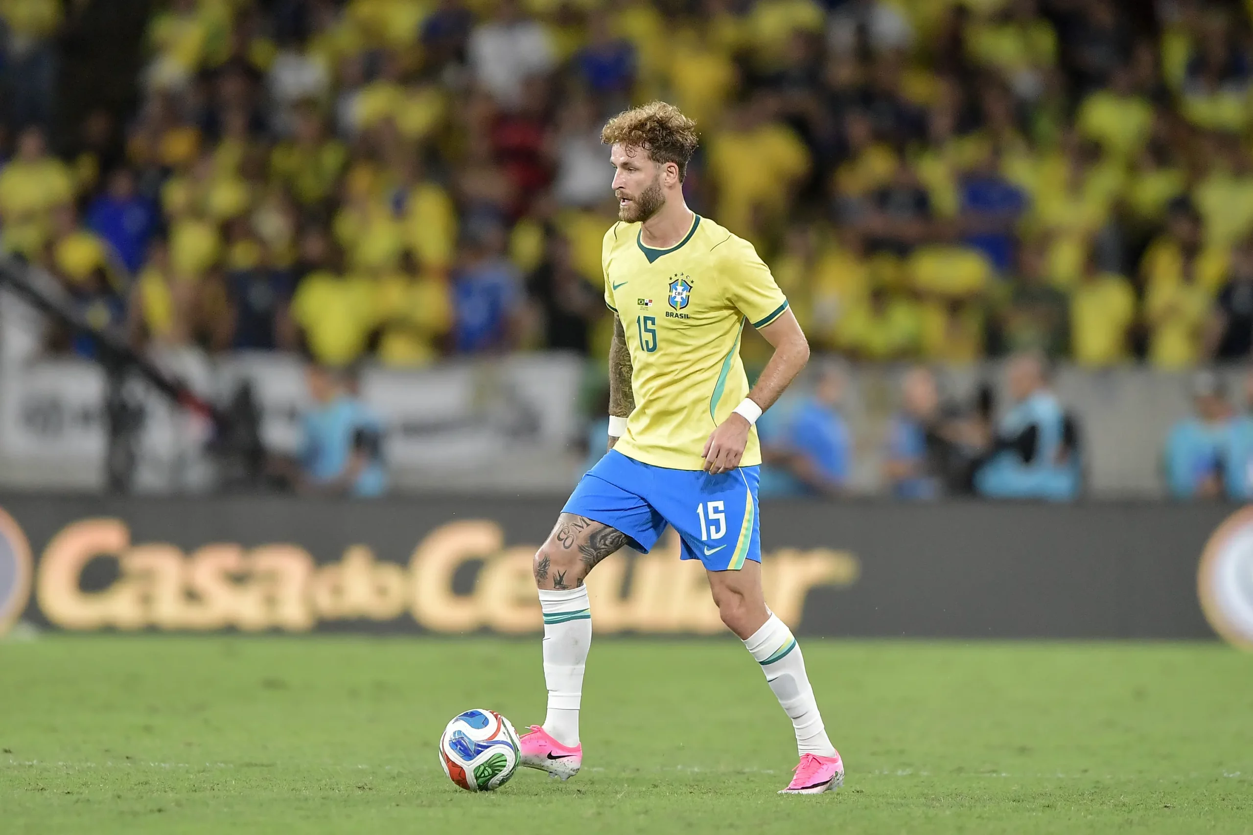 Léo Pereira foi chamado pelo Ancelotti. Foto: Thiago Ribeiro/AGIF
