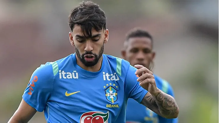 Lucas Paquetá, meia do Flamengo e da Seleção Brasileira - Foto: Thiago Ribeiro/AGIF