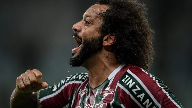 Ex-jogador da Seleção Brasileira, Marcelo é escoltado após confusão em México x África do Sul. Foto: Thiago Ribeiro/AGIF