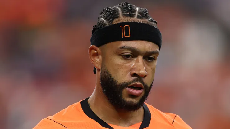 Memphis Depay perdeu espaço na Seleção Holandesa - Foto: Michael Steele/Getty Images