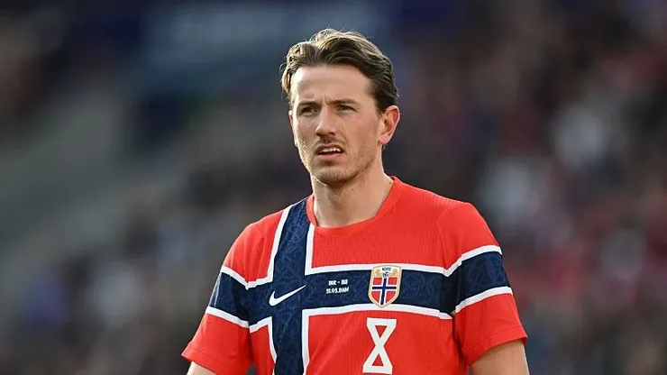 Sander Berge, volante da Noruega. Foto: Stuart Franklin/Getty Images
