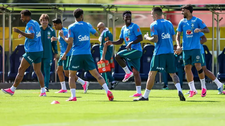 Quem esteve lá Brasil pode repetir oito titulares da estreia da Copa de 2022— Foto Buda MendesGetty Images