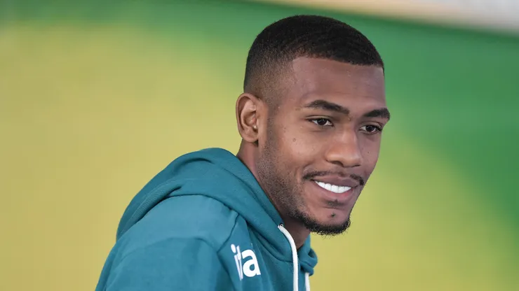 Rayan em coletiva de imprensa