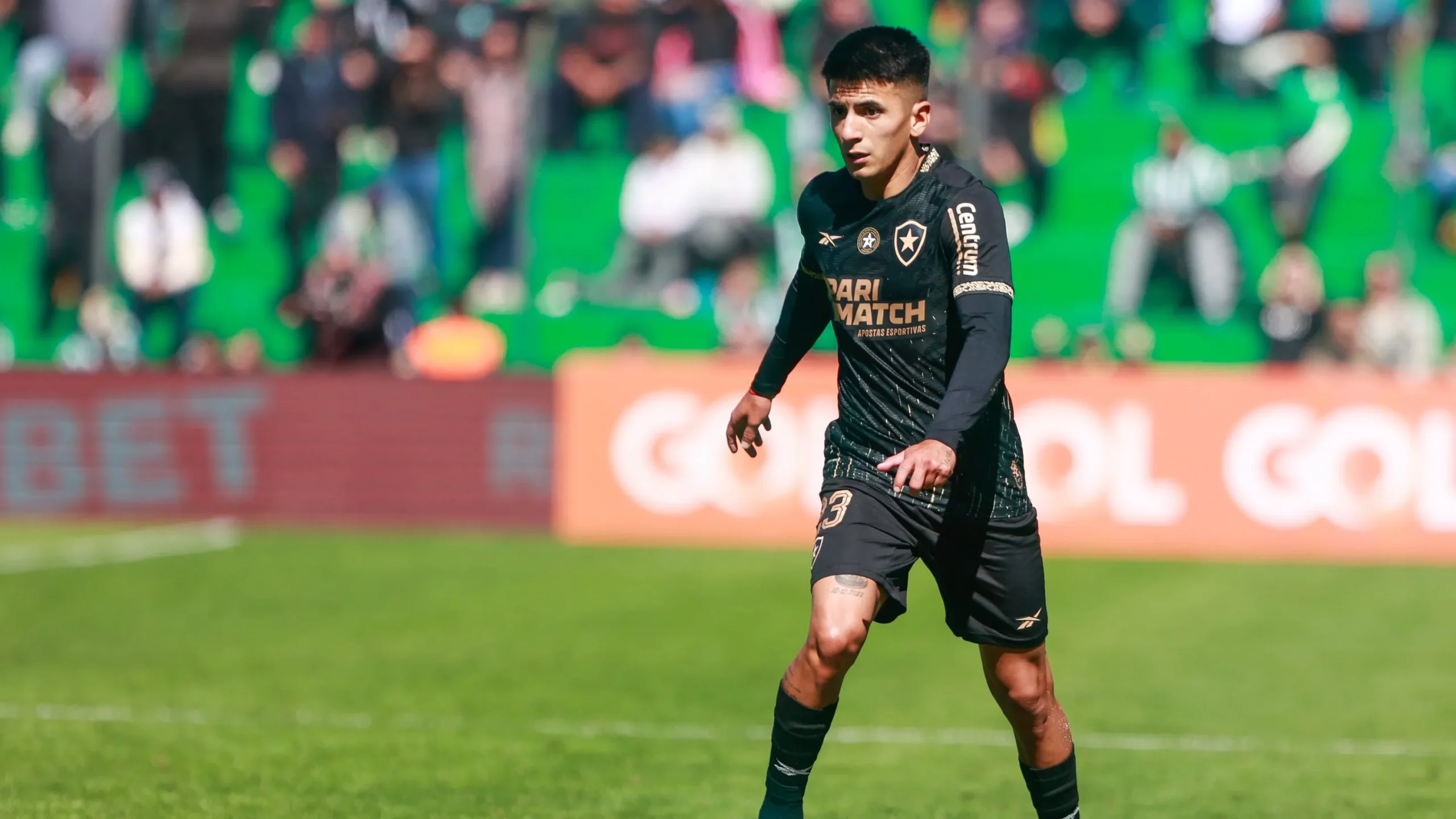 Thiago Almada durante a sua passagem pelo Botafogo em 2024