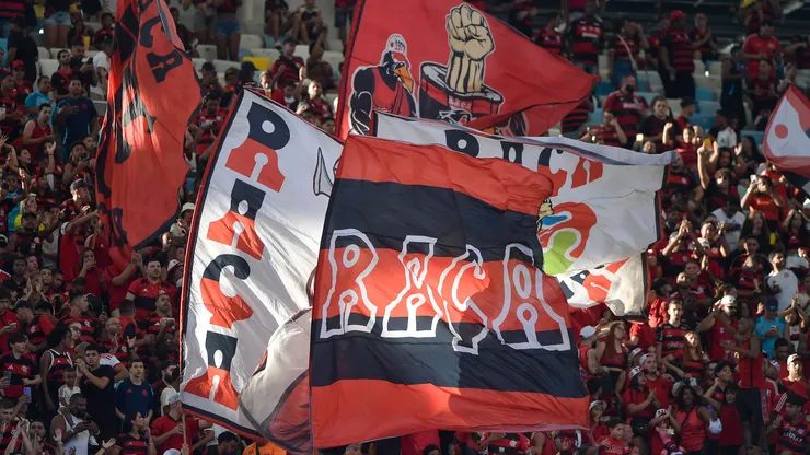 Torcida do Mengão sempre presente: A Nação pode se orgulhar do Fla diante de Seleções do Planeta - Foto: Thiago Ribeiro/AGIF