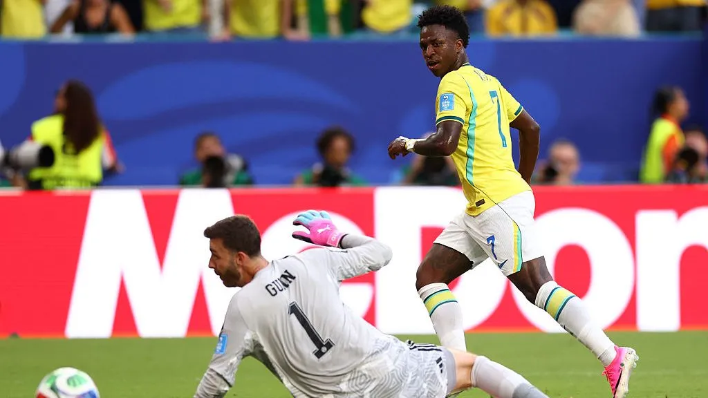 Gol do Vini pela Seleção. Foto: Megan Briggs/Getty Images