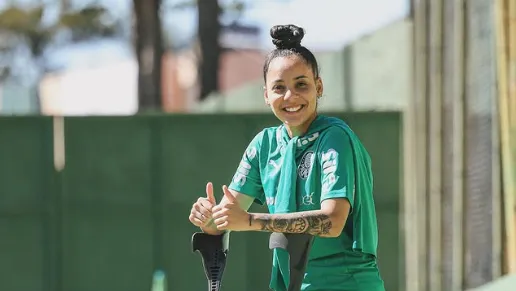 Meia Ana Flávia, do Palmeiras, em fase de recuperação