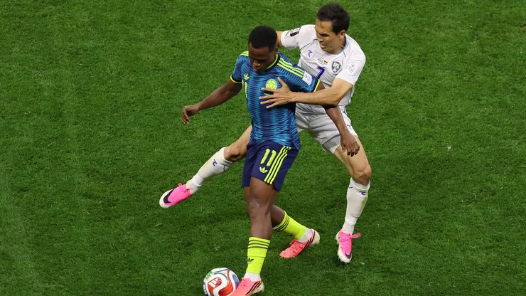 MEXICO CITY, MEXICO - JUNE 17: Jhon Arias #11 of Colombia controls the ball against Otabek Shukurov #7 of Uzbekistan during the FIFA World Cup 2026 Group K match between Uzbekistan and Colombia at Mexico City Stadium on June 17, 2026 in Mexico City, Mexico. (Photo by Luke Hales/Getty Images)