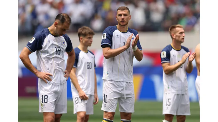 INGLEWOOD, CALIFORNIA- JUNE 18: Bosnia and Herzegovina, striker Edin Dzeko applauds the fans after the FIFA World Cup 2026 Group B match between Switzerland and Bosnia and Herzegovina at Los Angeles Stadium on June 18, 2026 in Los Angeles, California. (Photo by Stu Forster/Getty Images)