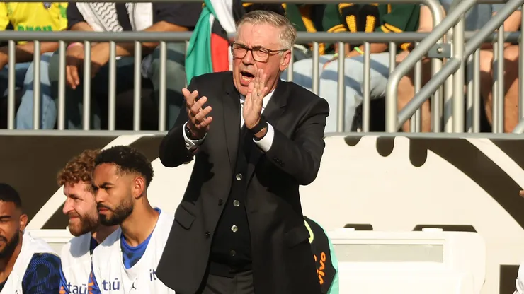 Carlo Ancelotti durante o último amistoso do Brasil antes da Copa do Mundo (Photo by Kirk Irwin)