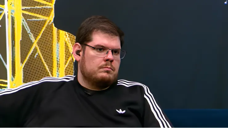 CasImiro Miguel é o rosto principal do canal digital. Foto: Reprodução/YouTube Cazé TV.