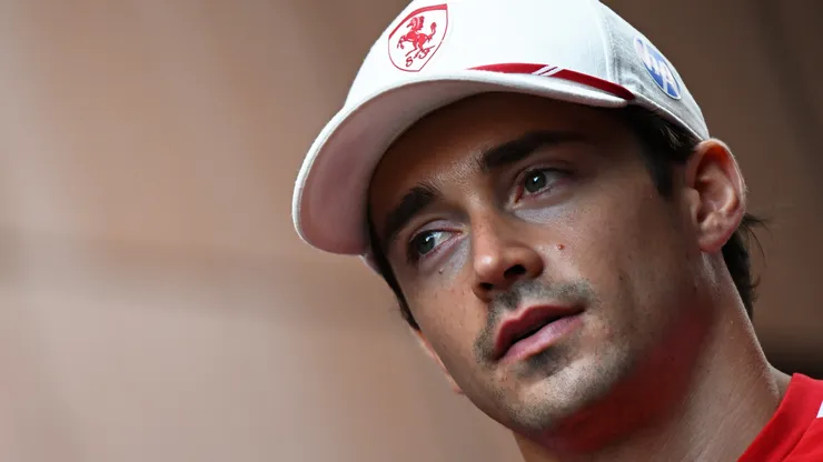 Charles Leclerc teve jornada infeliz em Mônaco