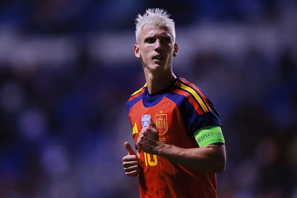 Dani Olmo durante amistoso pela Espanha. Foto: Manuel Velasquez/Getty Images