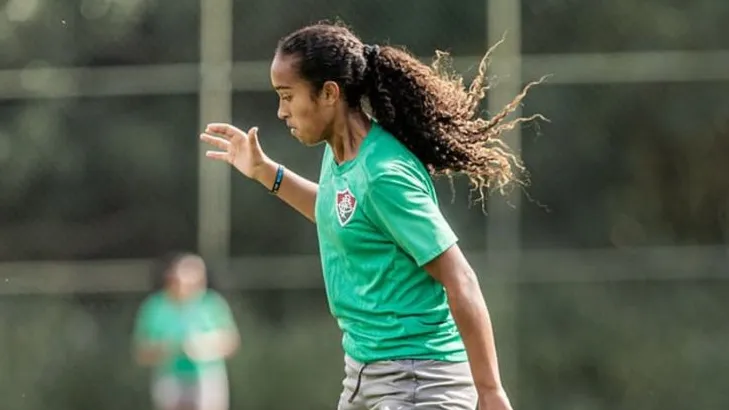 Atacante Manu Teixeira em amistoso do Fluminense