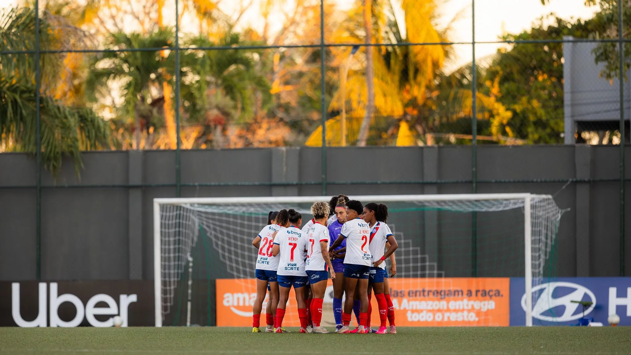 Time feminino do Bahia em campo