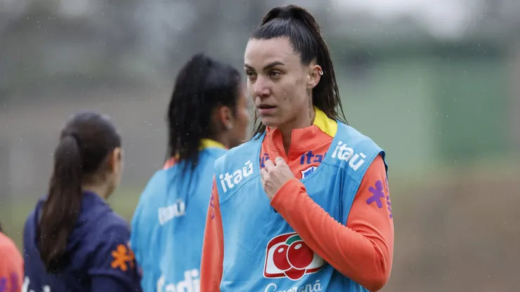 Paloma Maciel deixa treino com dores - Foto: Luciana Vermell/CBF